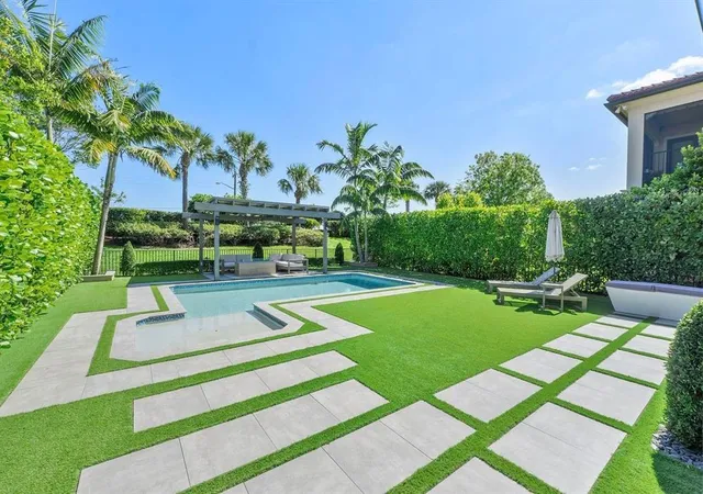 Photo 1 of Single family home for sale at 11133 Meridian Dr N, Parkland, FL 33076 | MLS# B26084247 | Listing updated on 2026-10-09