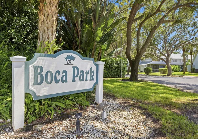 Listing Photo 2 - Condo for sale in building located at 6045 Old Ct Rd, Boca Raton, FL 33433 - Unit #401