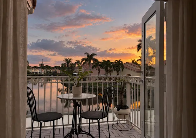 Photo 1 of Single family home for sale at 1050 Se 6th Avenue, Dania, FL 33004 | MLS# B26084285 | Listing updated on 2026-10-05