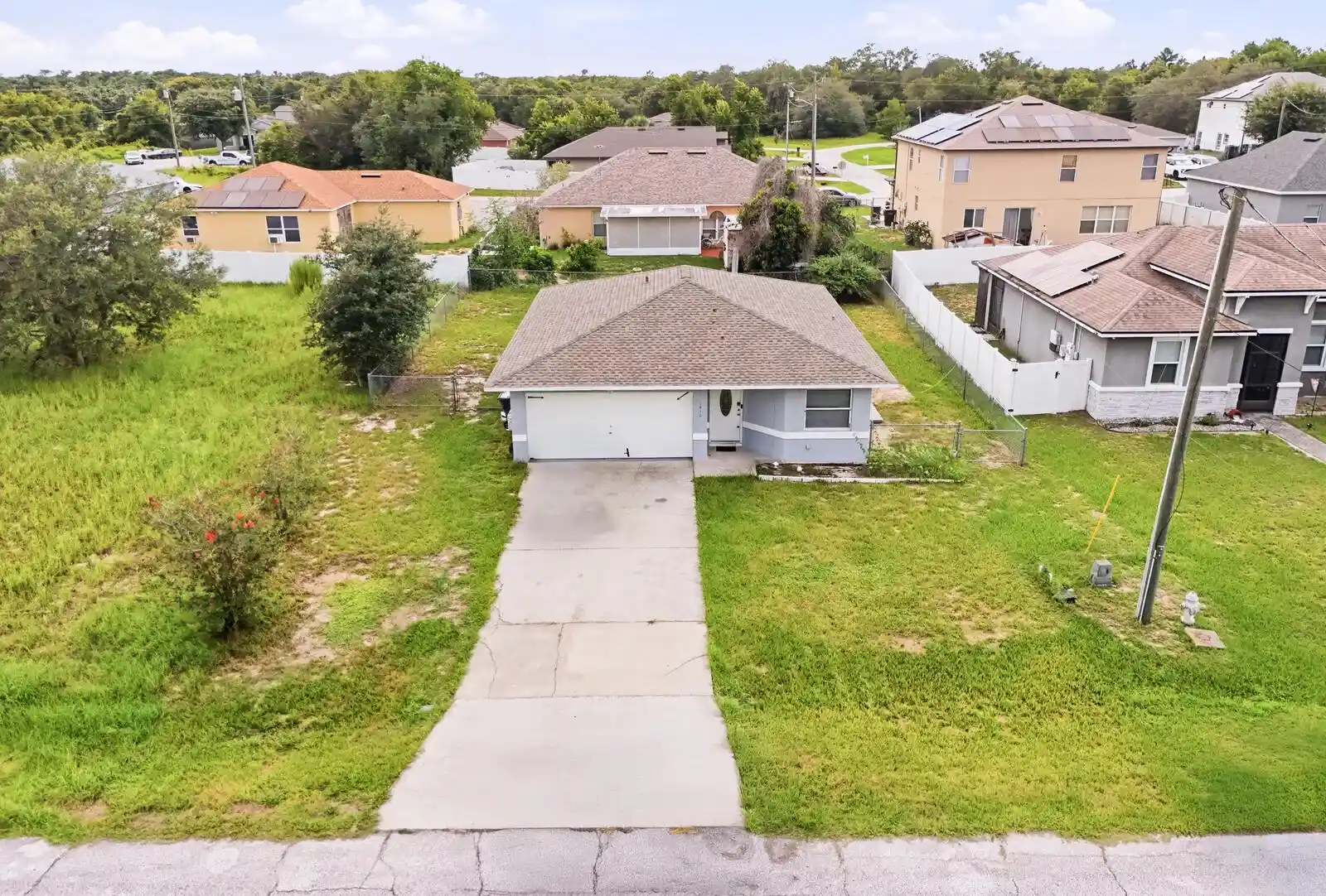 Photo 1 of Single family home for sale at 1410 Kissimmee Ct, Kissimmee, FL 34759 | MLS# B26084342 | Listing updated on 2026-10-19