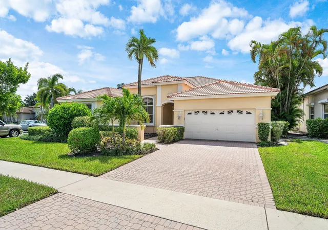 Photo 2 of Sale Pending at 11054 Blue Coral Dr, Boca Raton, FL 33498 | MLS# B26084427 | Listing updated on 2026-10-07