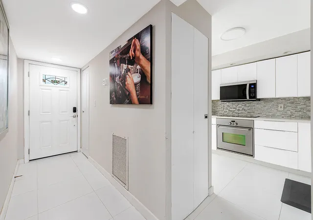 Photo 2 of Condo for sale at 985 Se 19th Avenue #203, Deerfield Beach, FL 33441 | MLS# B26084475 | Listing updated on 2026-10-07