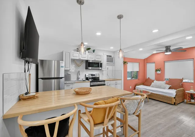 Photo 1 of Single family home for sale at 306 N J St, Lake Worth Beach, FL 33460 | MLS# B26084501 | Listing updated on 2026-10-10
