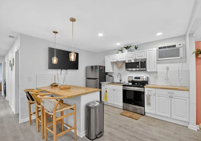 Photo 2 of Single family home for sale at 306 N J St, Lake Worth Beach, FL 33460 | MLS# B26084501 | Listing updated on 2026-10-10