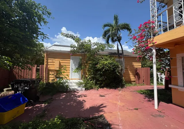 Photo 2 of Multi family home for sale at 419 3rd Avenue S, Lake Worth Beach, FL 33460 | MLS# B26084533 | Listing updated on 2026-10-05