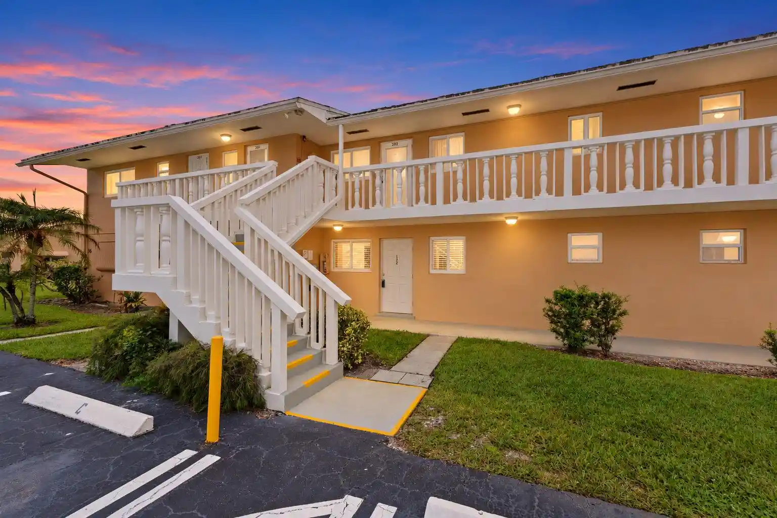 Photo 1 of Condo for sale at 2192 Ne 1st Way #102, Boynton Beach, FL 33435 | MLS# B26084539 | Listing updated on 2026-10-26