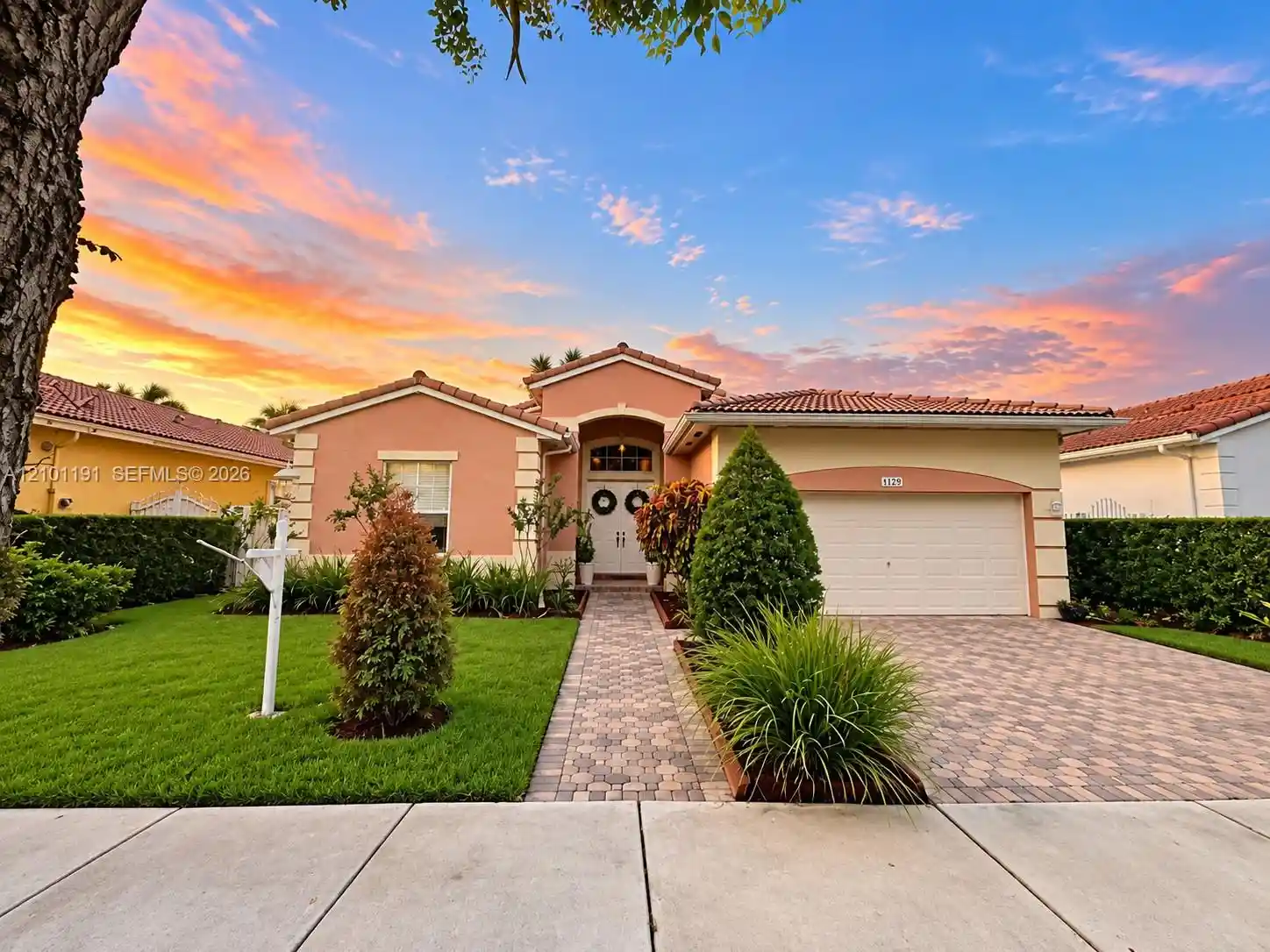 Single family home for sale at 16125 SW 62nd Terrace, Miami, FL 33193 | MLS# A12101191