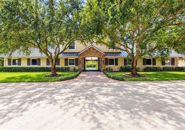 Photo 1 of Single family home for sale at 14366 Belmont Tr, Wellington, FL 33414 | MLS# B26084615 | Listing updated on 2026-10-07