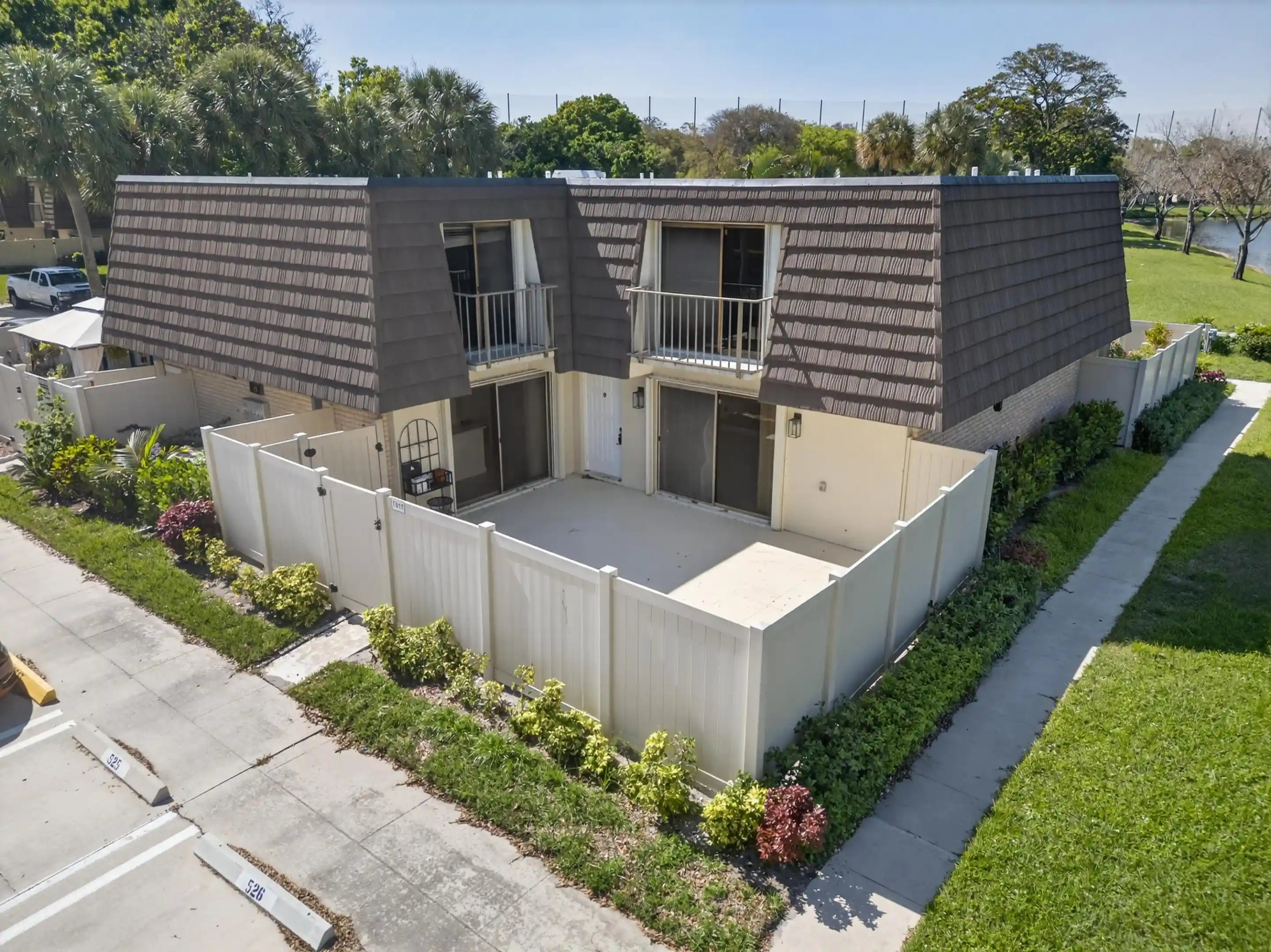 Photo 1 of Townhouse for sale at 7811 78th Way, West Palm Beach, FL 33407 | MLS# B26084694 | Listing updated on 2026-10-26
