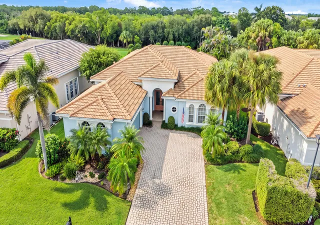 Photo 3 of Single family home for sale at 2483 Sw Bridgeview Ter, Palm City, FL 34990 | MLS# B26084713 | Listing updated on 2026-10-06