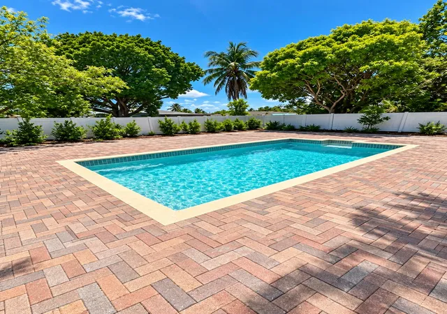 Photo 3 of Single family home for sale at 330 Cypress Dr, West Palm Beach, FL 33403 | MLS# B26084714 | Listing updated on 2026-10-09