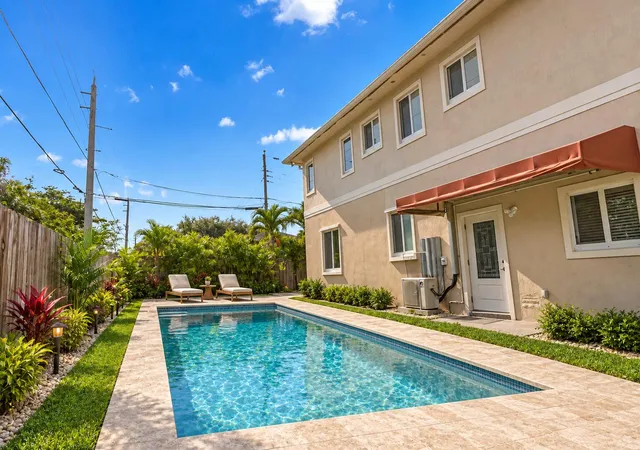 Photo 2 of Single family home for sale at 4500 SW 25th Terrace, Fort Lauderdale, FL 33312 | MLS# B26084717 | Listing updated on 2026-10-10