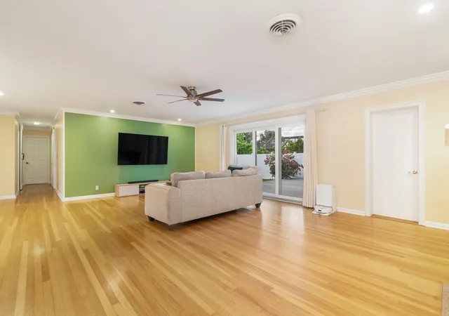 Photo 3 of Single family home for sale at 2607 Colgate Ln, Lake Worth Beach, FL 33460 | MLS# B26084765 | Listing updated on 2026-10-09
