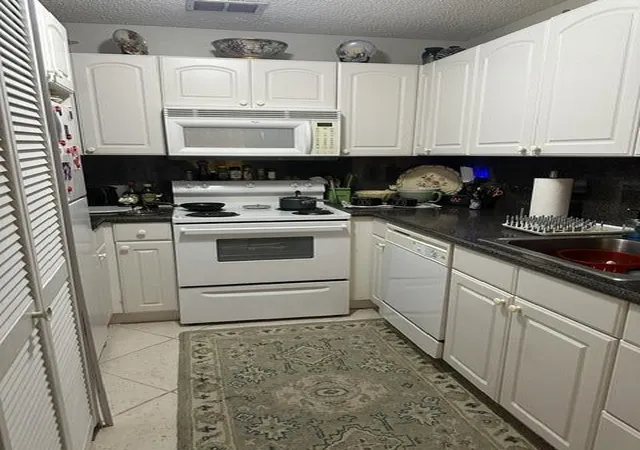 Photo 2 of Single family home for sale at 8875 Warwick Dr, Boca Raton, FL 33433 | MLS# B26084861 | Listing updated on 2026-10-07