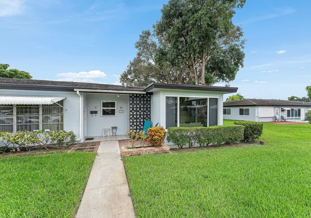 Photo 3 of House for sale at 572 High Point Dr #D, Delray Beach, FL 33445 | MLS# B26084949 | Listing updated on 2026-10-10