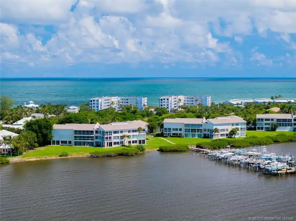 Listing Photo 1 - Condo for sale in 2370 Ne Ocean Blvd located at 2370 Ne Ocean Blvd, Stuart, FL 34996 - Unit #C305