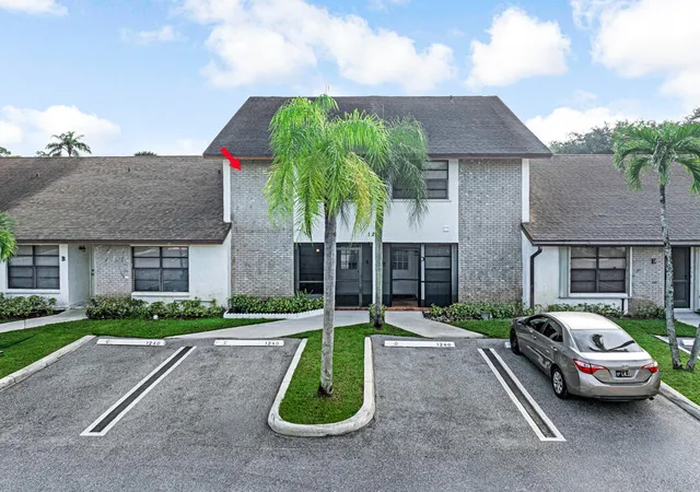 Townhouse for sale at 1240 Parkside Green Dr #C, Greenacres, FL 33415 | MLS# B26085168