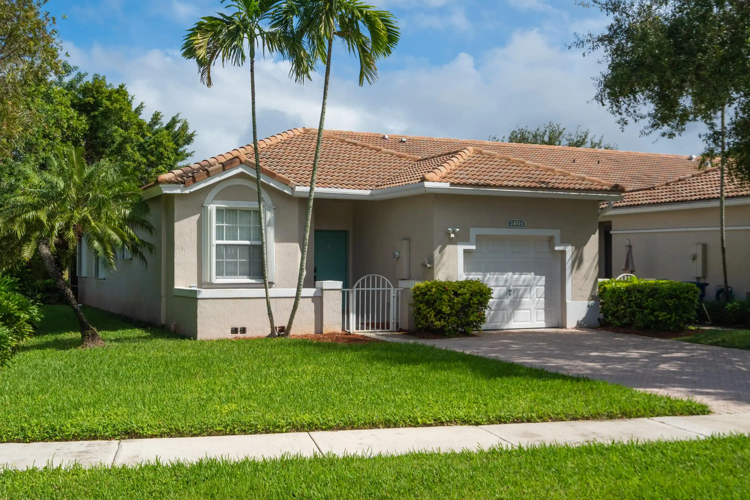 Photo 1 of Single family home for sale at 2451 Aragon Blvd #1, Sunrise, FL 33322 | MLS# B26085265 | Listing updated on 2026-10-29