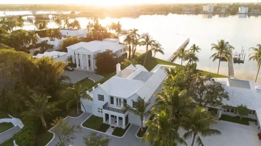 Single family home for sale at 409 N Atlantic Dr, Lantana, FL 33462 | MLS# B26085270