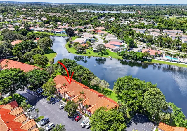 Photo 3 of Single family home for sale at 126 Centennial Ct, Deerfield Beach, FL 33442 | MLS# B26085280 | Listing updated on 2026-10-07