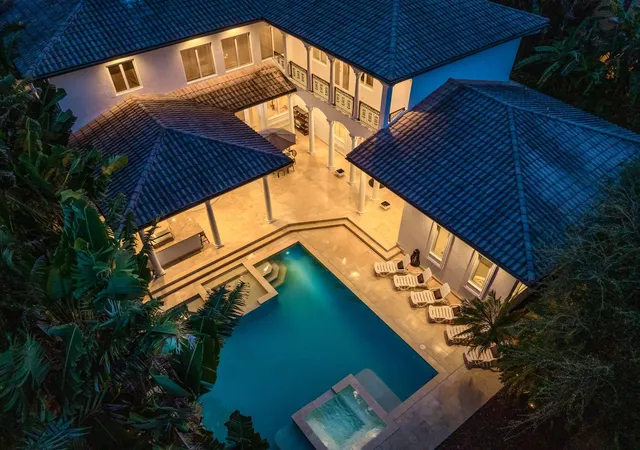 Photo 2 of Mansion for sale at 14 E Ocean Ave, Ocean Ridge, FL 33435 | MLS# B26085313 | Listing updated on 2026-10-09