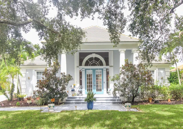Single family home for sale at 6815 Cypress Cvs Cir, Jupiter, FL 33458 | MLS# B26085329