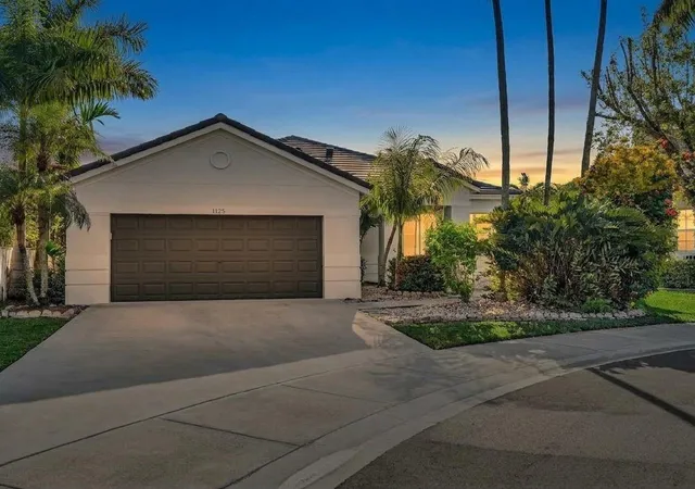 Single family home for sale at 1125 Sunflower Cir, Weston, FL 33327 | MLS# B26085347