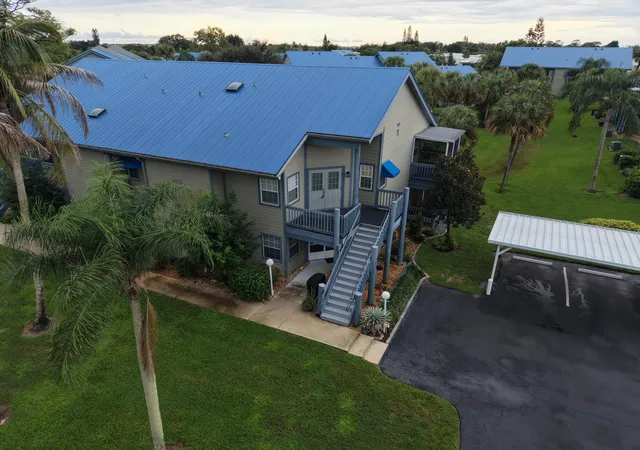 Photo 3 of Condo for sale at 1461 Ne 14th Court #T-52, Jensen Beach, FL 34957 | MLS# B26085408 | Listing updated on 2026-10-07