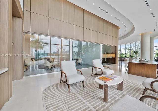 Listing Photo 1 - Condo for sale in building located at 2411 Laguna Cir, Miami, FL 33181 - Unit #2211