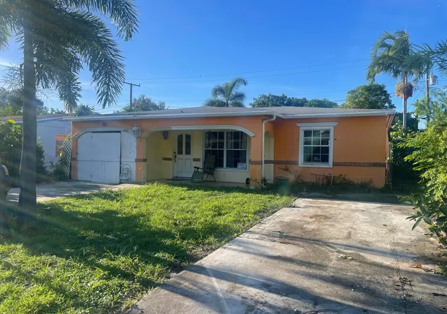 Single family home for sale at 201 NW 52nd Street, Fort Lauderdale, FL 33309 | MLS# B26085432