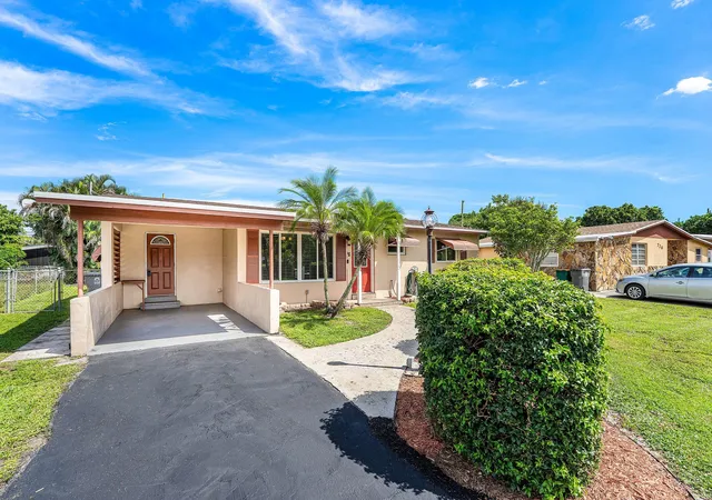 Photo 1 of Single family home for sale at 740 Caroline Ave, West Palm Beach, FL 33413 | MLS# B26085513 | Listing updated on 2026-10-10