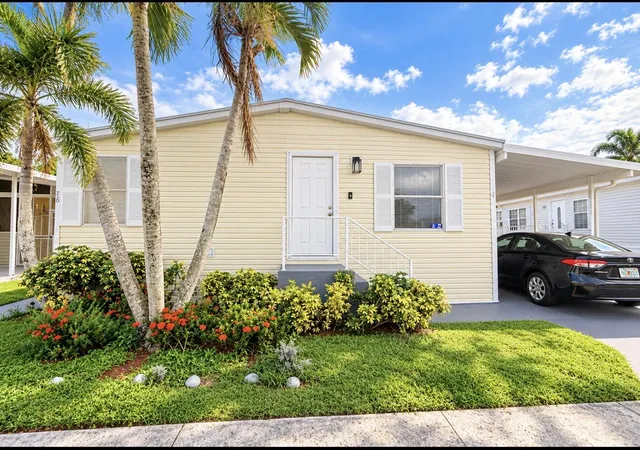 Photo 2 of Manufactured home for sale at 76 Plantation Blvd, Lake Worth, FL 33467 | MLS# B26085554 | Listing updated on 2026-10-07