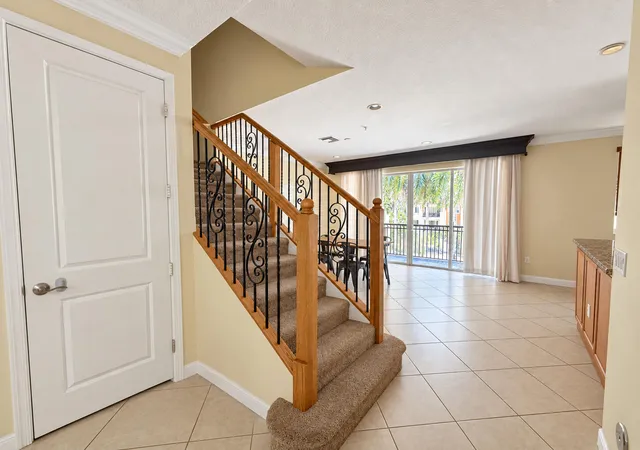 Photo 3 of Condo for sale at 2900 Nw 125th Avenue #3-305, Sunrise, FL 33323 | MLS# B26085601 | Listing updated on 2026-10-10