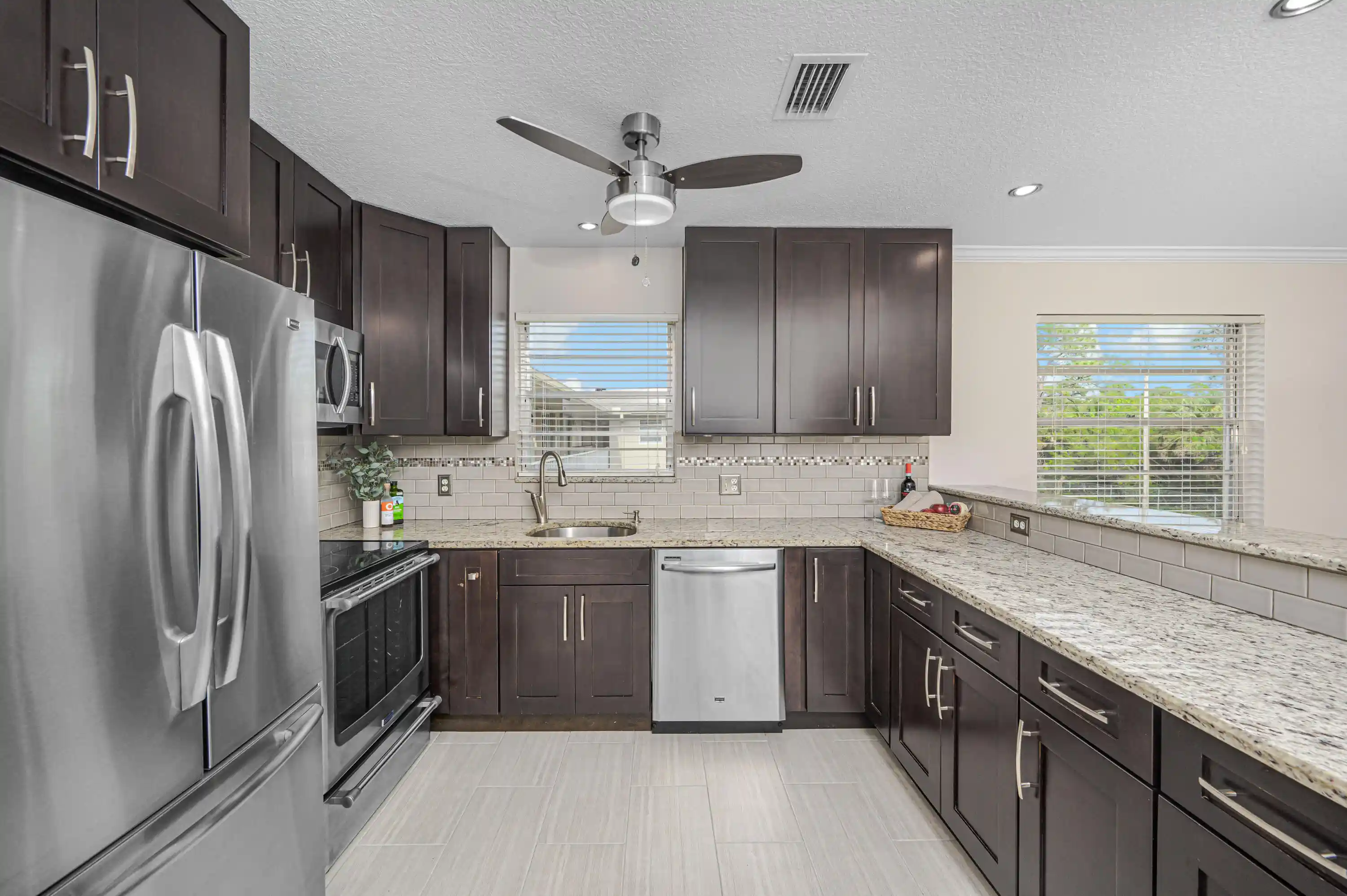 Listing Photo 1 - Condo for sale in 16 Lake Vis Trl located at 16 Lake Vis Trl, Port St. Lucie, FL 34952 - Unit #202