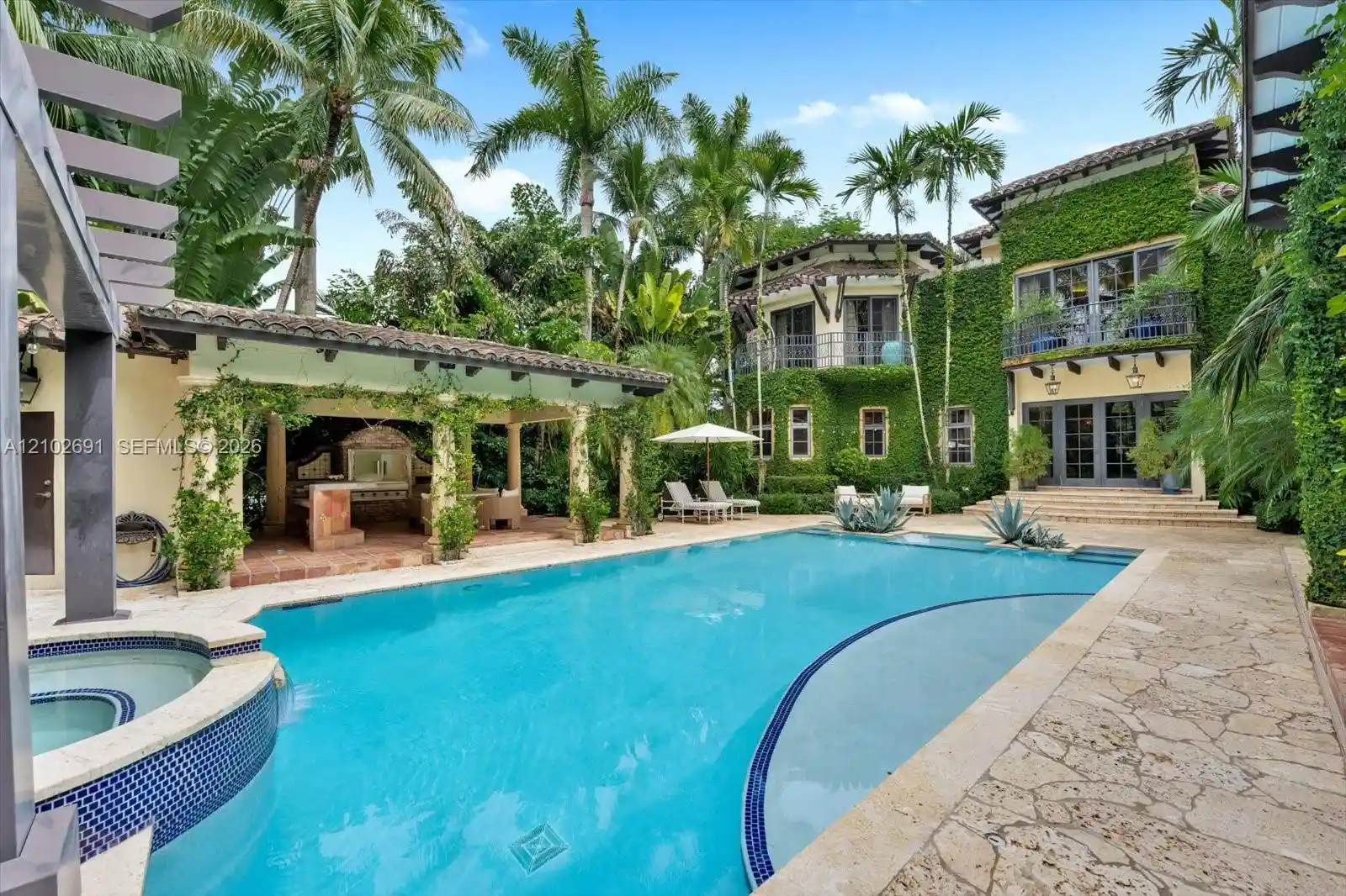 Photo 1 of Mansion for sale at 5746 Sw 100th Street, Pinecrest, FL 33156 | MLS# A12102691 | Listing updated on 2026-10-31