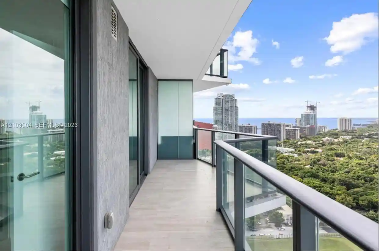 Condo for sale at 1300 S Miami Ave #2808, Miami, FL 33130 | MLS# A12103004