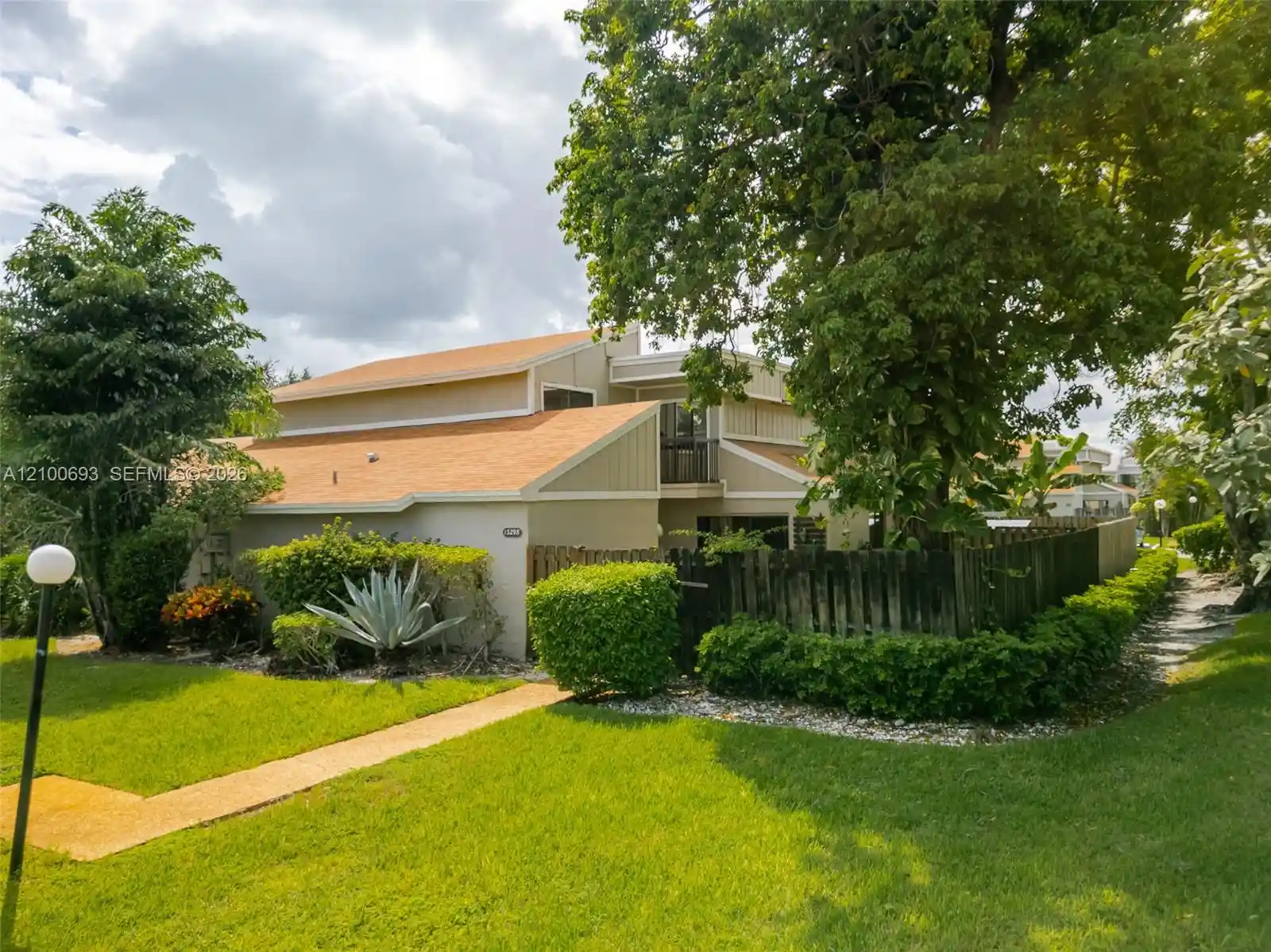 Townhouse for sale at 13298 NW 6th Court, Plantation, FL 33325 | MLS# A12100693
