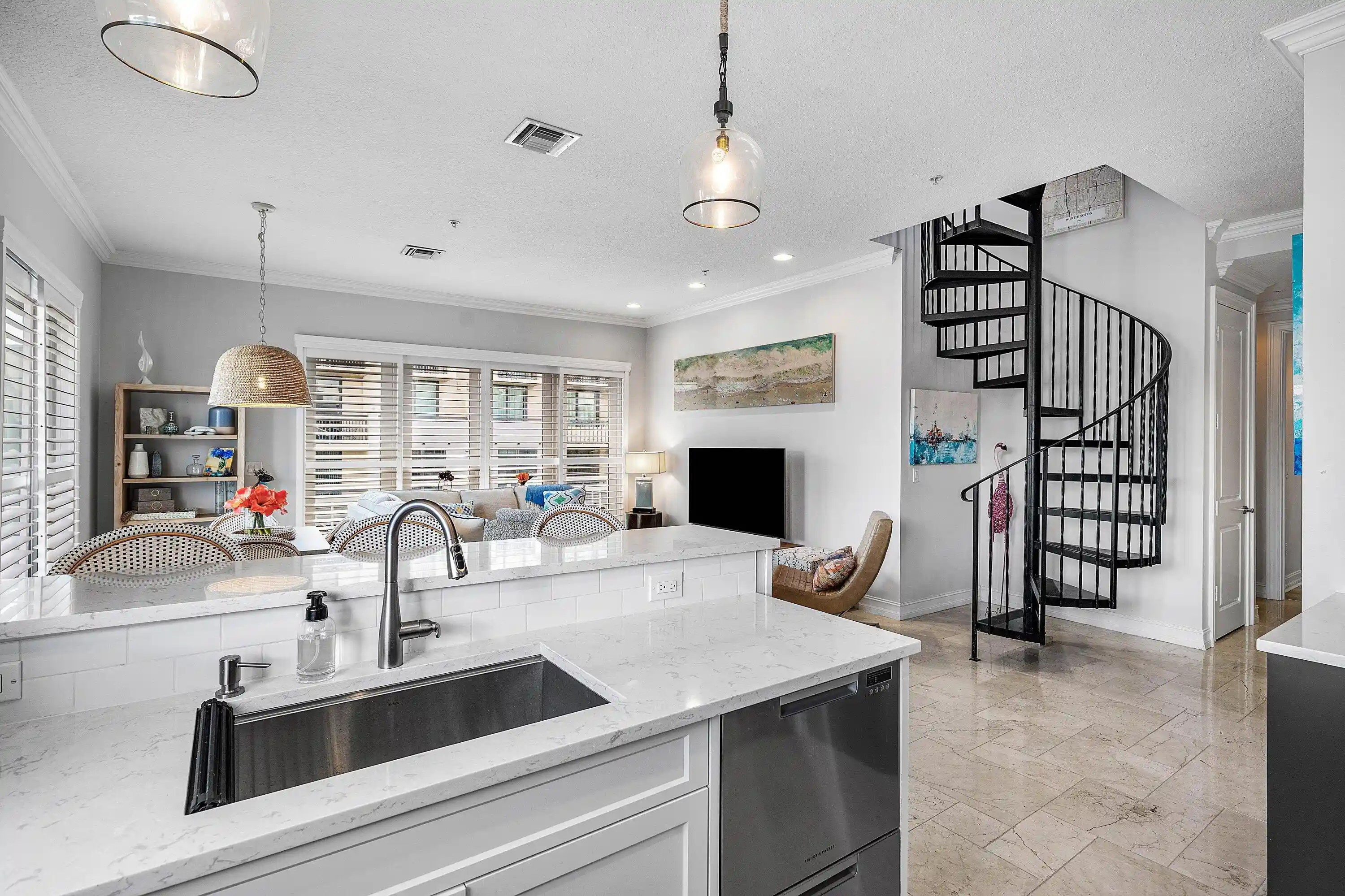 Listing Photo 1 - Condo for sale in 12 Se 1St Ave located at 12 Se 1St Ave, Delray Beach, FL 33444 - Unit #301