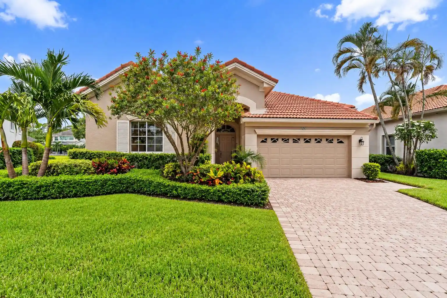 Photo 1 of Single family home for sale at 90 Monterey Pointe Dr, Palm Beach Gardens, FL 33418 | MLS# B26085957 | Listing updated on 2026-10-30