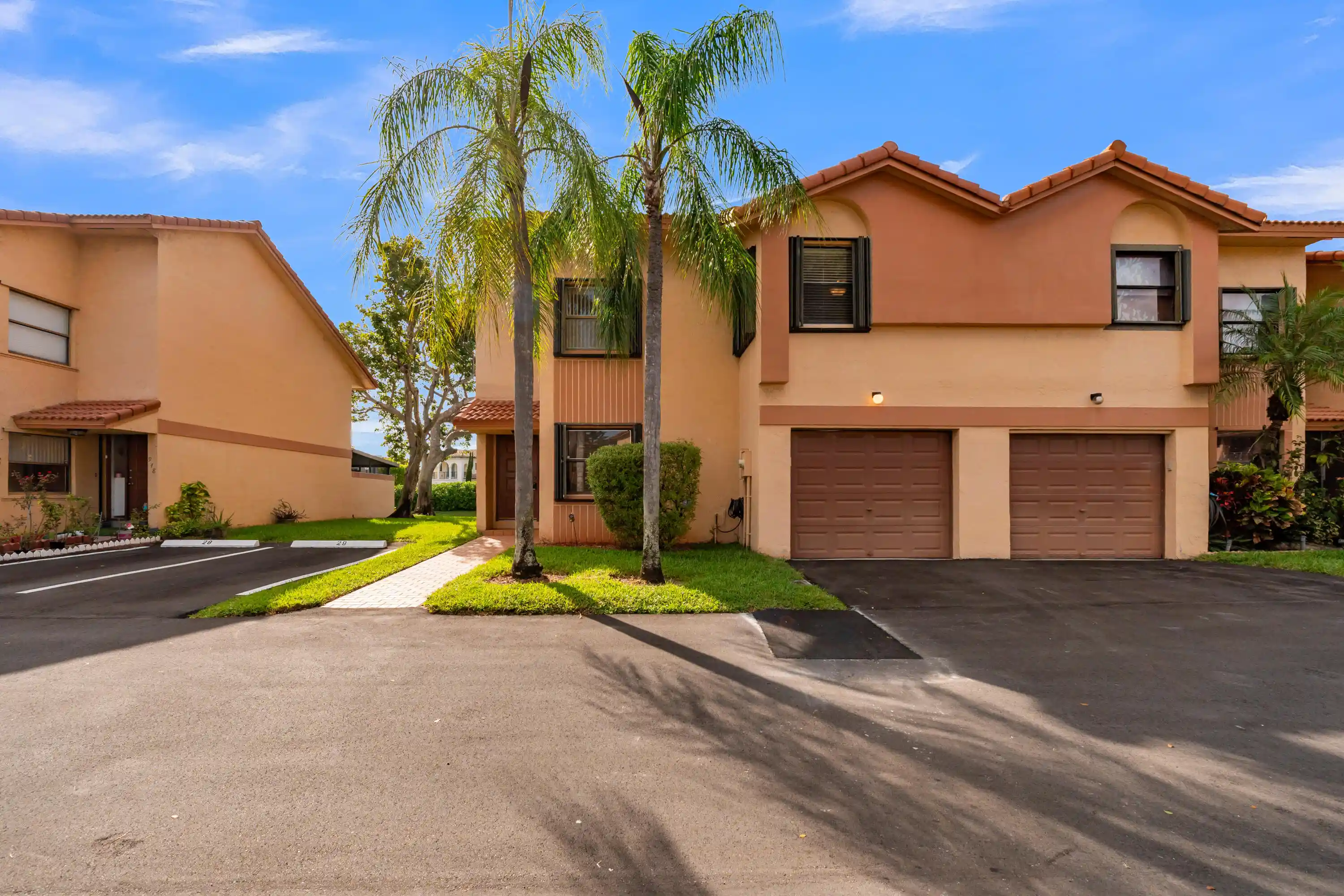 Townhouse for sale at 942 SW 113th Terrace, Pembroke Pines, FL 33025 | MLS# B26086013