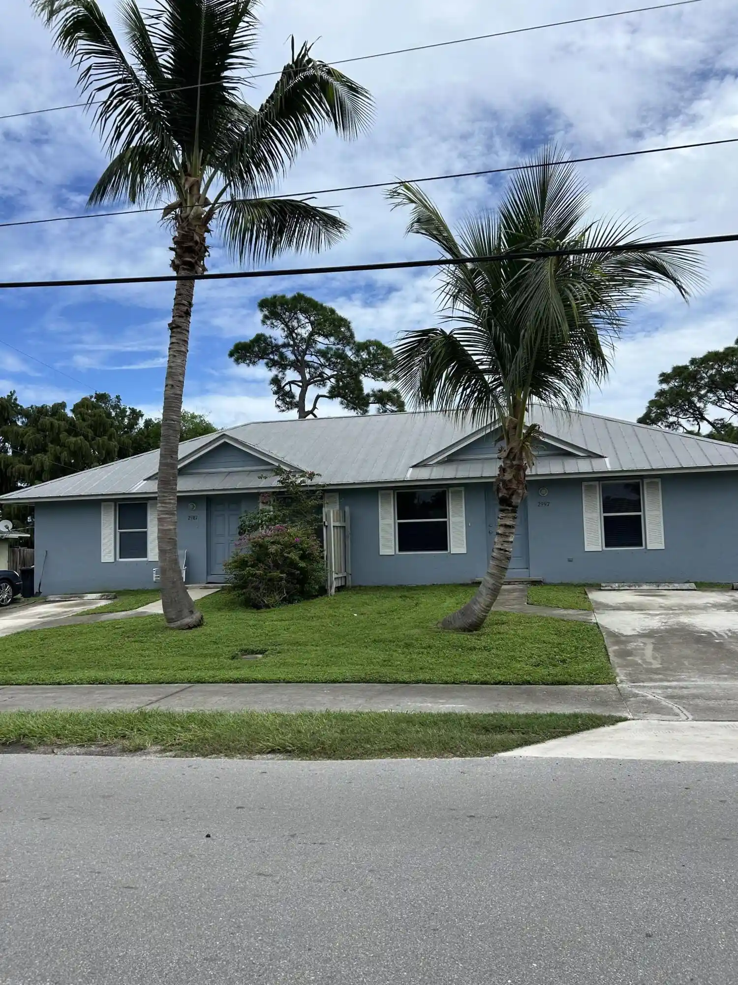 Photo 1 of Multi family home for sale at 2987 2997 Se Golden Gate Ave, Stuart, FL 34997 | MLS# B26086062 | Listing updated on 2026-10-09