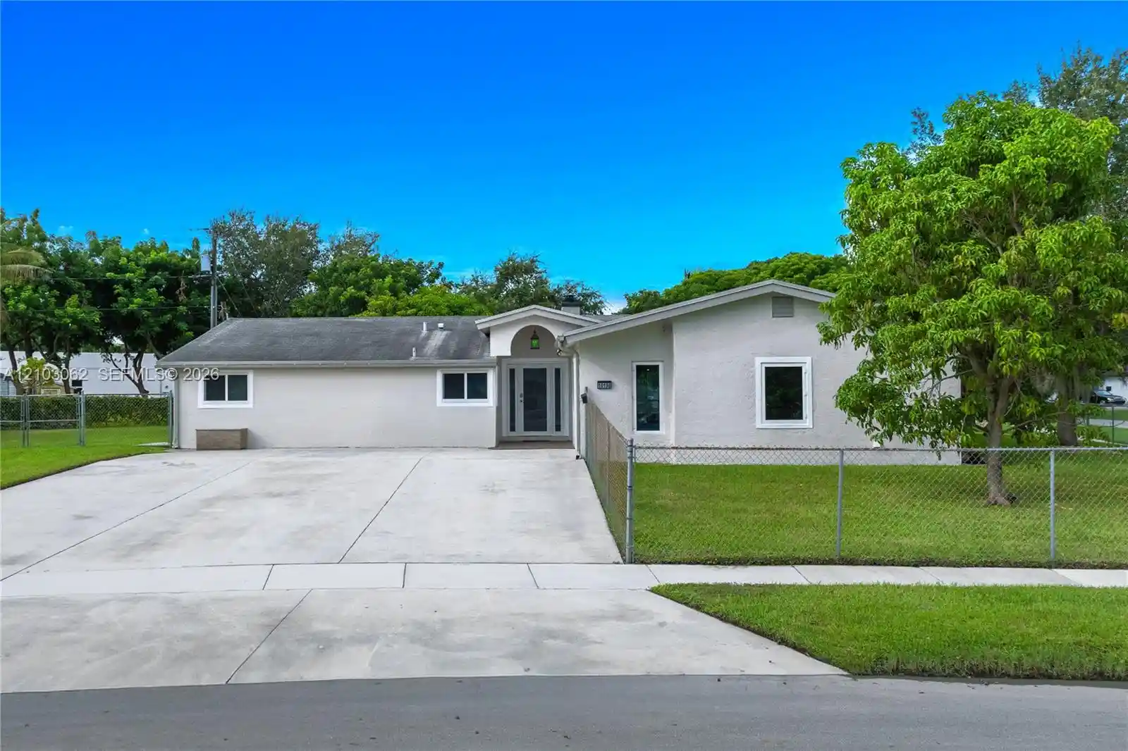 Photo 1 of Single family home for sale at 10198 Sw 203rd Terrace, Cutler Bay, FL 33189 | MLS# A12103062 | Listing updated on 2026-10-17