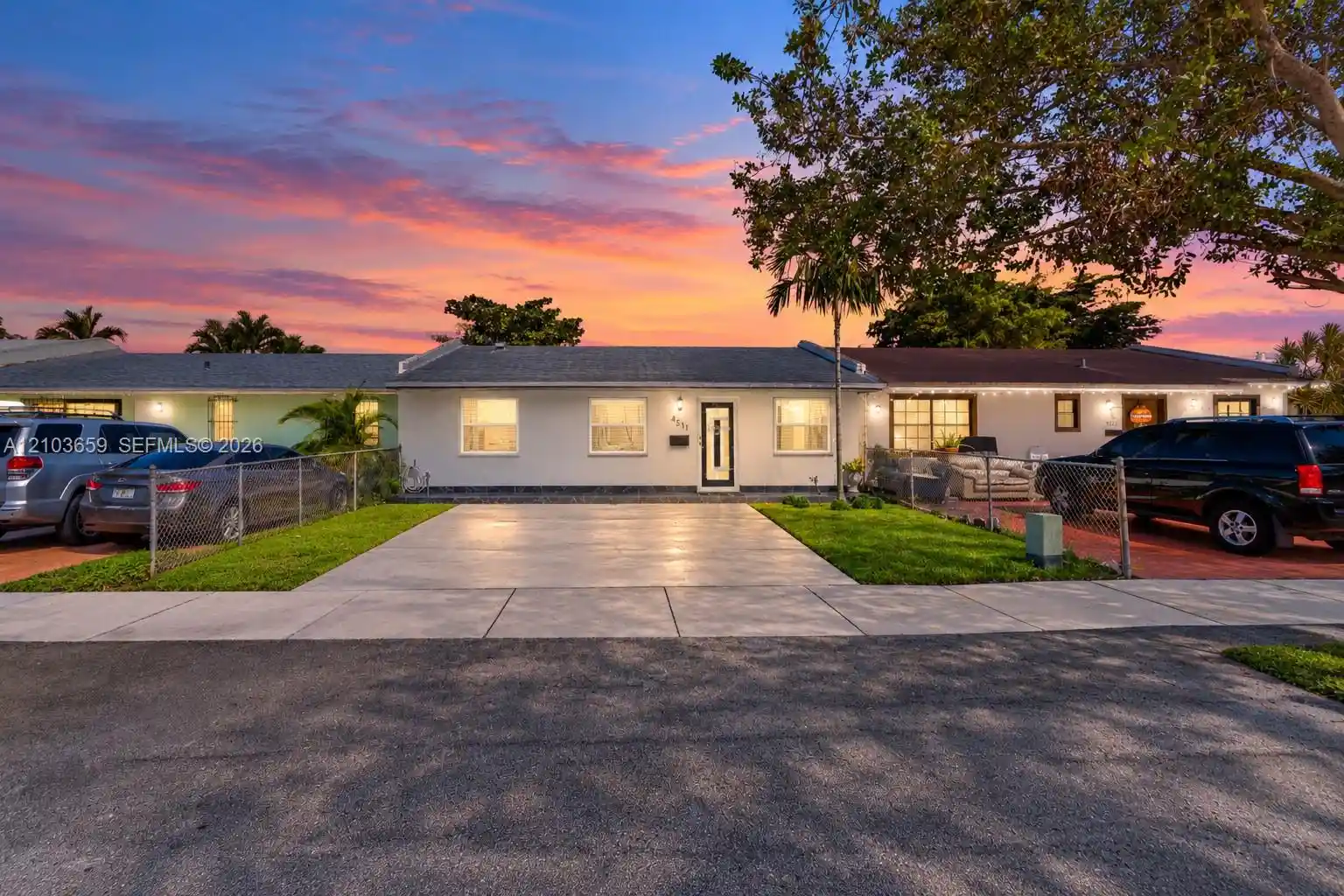Townhouse for sale at 4511 SW 129th Avenue, Miami, FL 33175 | MLS# A12103659