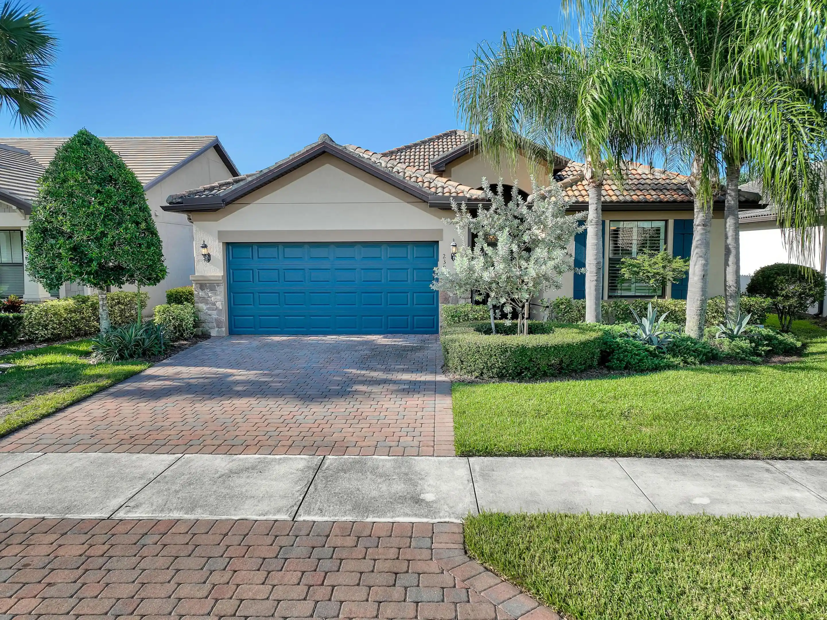 Photo 1 of Single family home for sale at 238 Se Longview Dr, Port Saint Lucie, FL 34984 | MLS# B26086571 | Listing updated on 2026-10-29