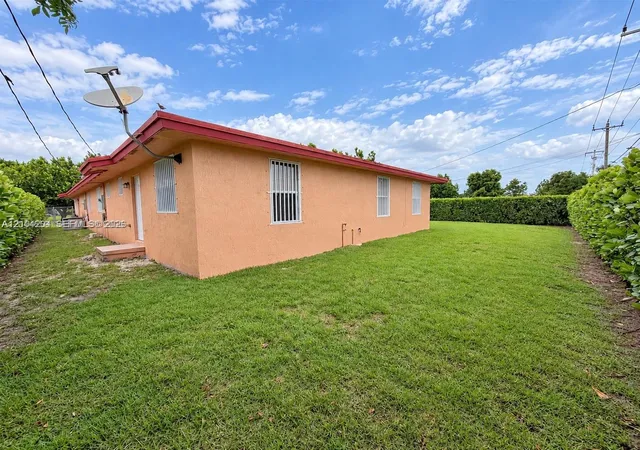 Photo 2 of House for sale at 10530 SW 183rd Street, Miami, FL 33157 | MLS# A12104204 | Listing updated on 2026-10-28