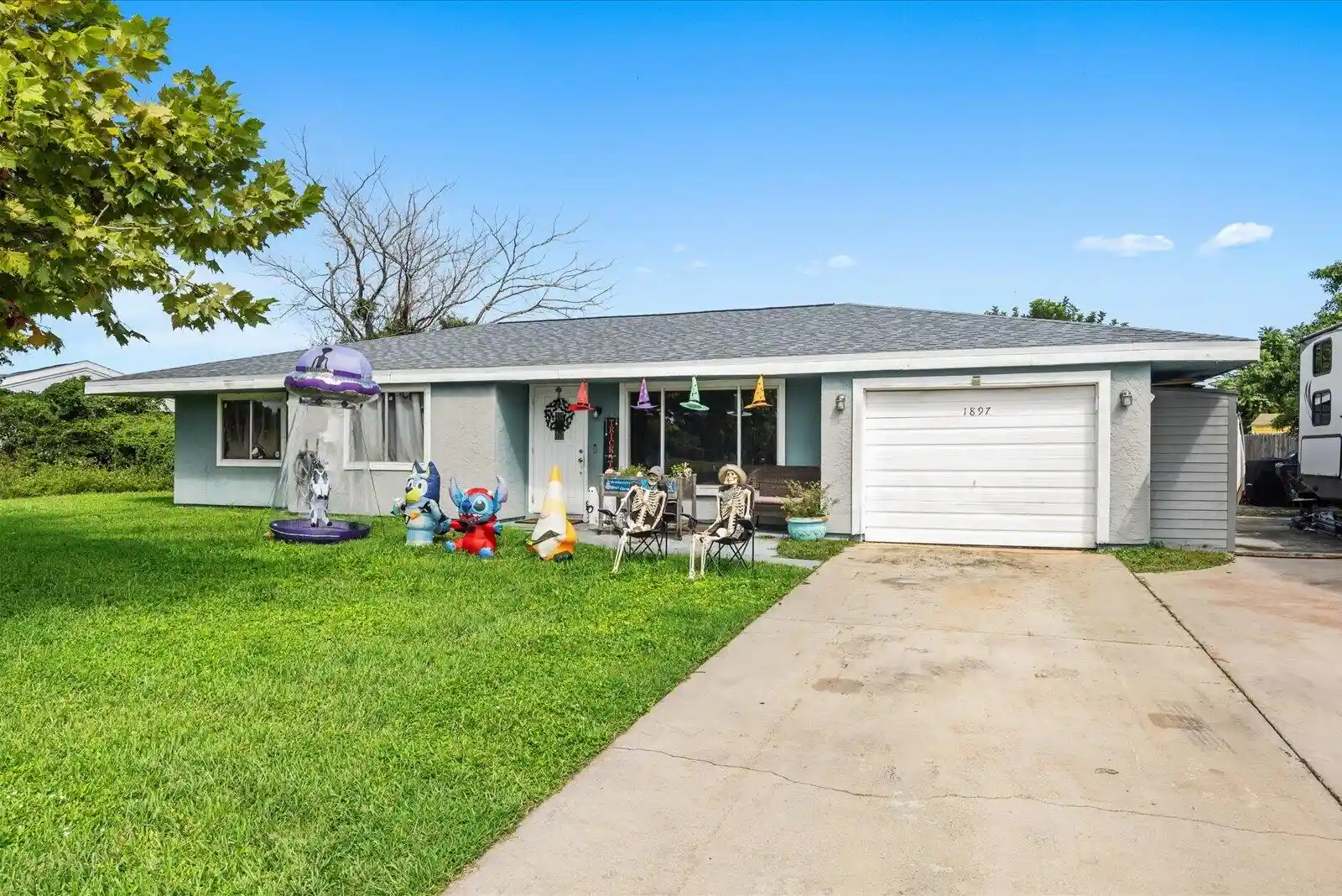 Photo 1 of Single family home for sale at 1897 Se Rainier Rd, Port Saint Lucie, FL 34952 | MLS# B26086728 | Listing updated on 2026-10-14