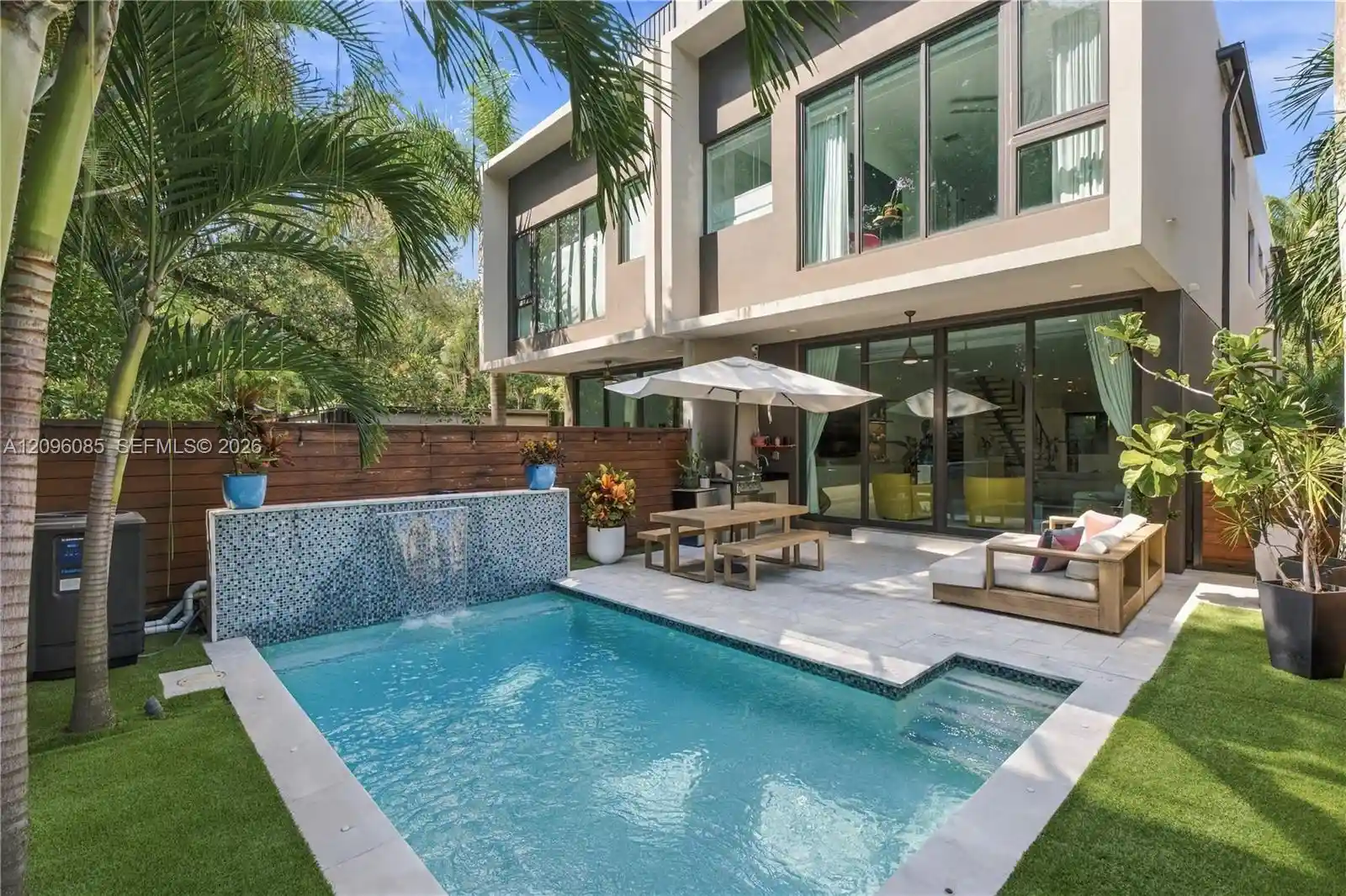 Listing Photo 1 - Condo for sale at Lincoln Manor, Unit 2922 2922 Jackson Ave, Lincoln Manor, Miami, FL 33133 | Built Year: undefined - undefined