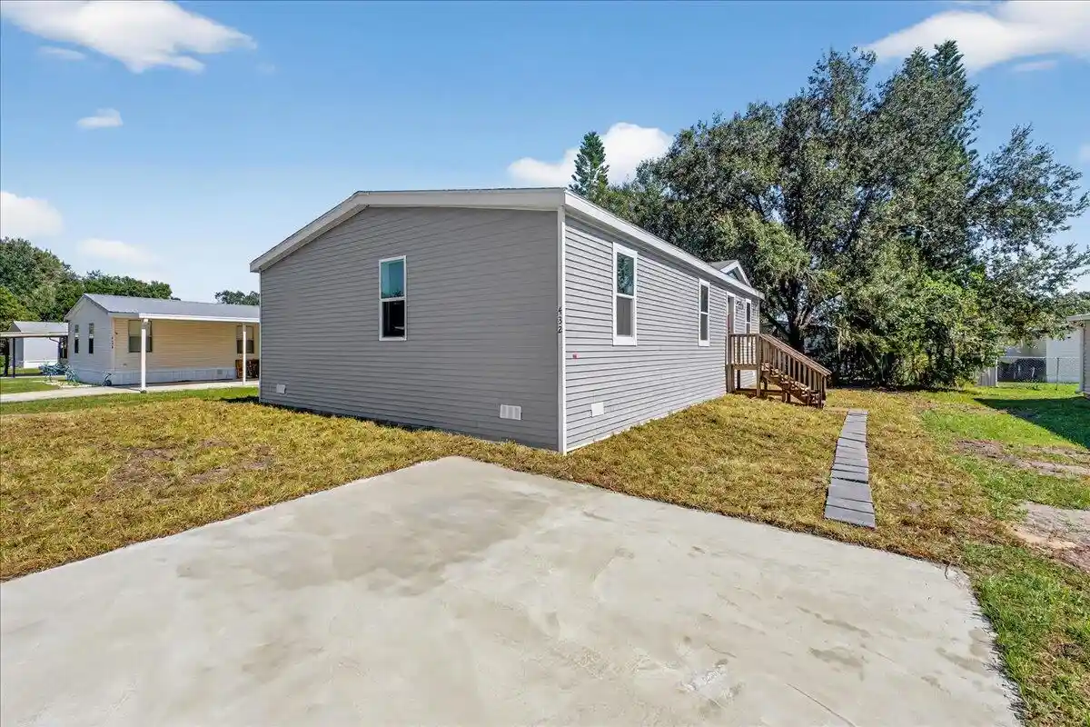 Manufactured home for sale at 24116 Armadillo Rd, Astor, FL 32102 | MLS# B26087020