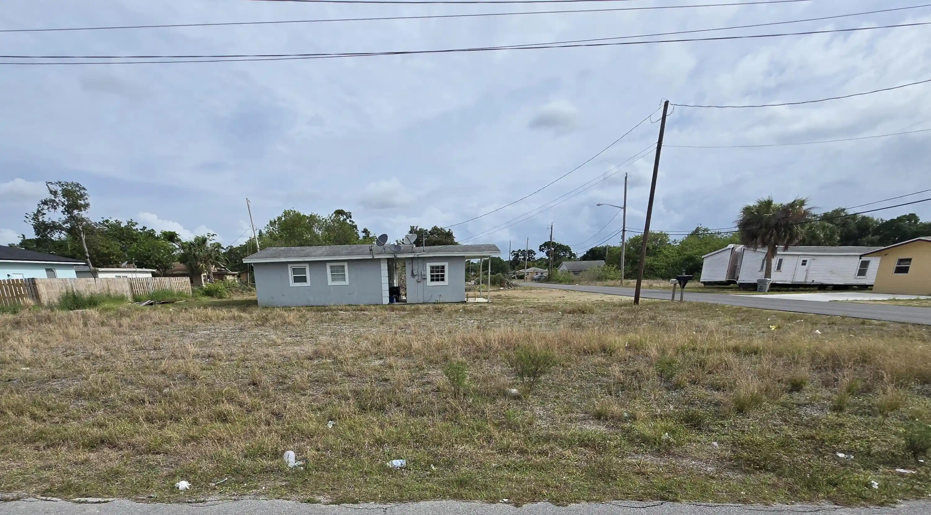 Photo 1 of Land for sale at 2520 42nd Place, Vero Beach, FL 32967 | MLS# B26087148 | Listing updated on 2026-10-12