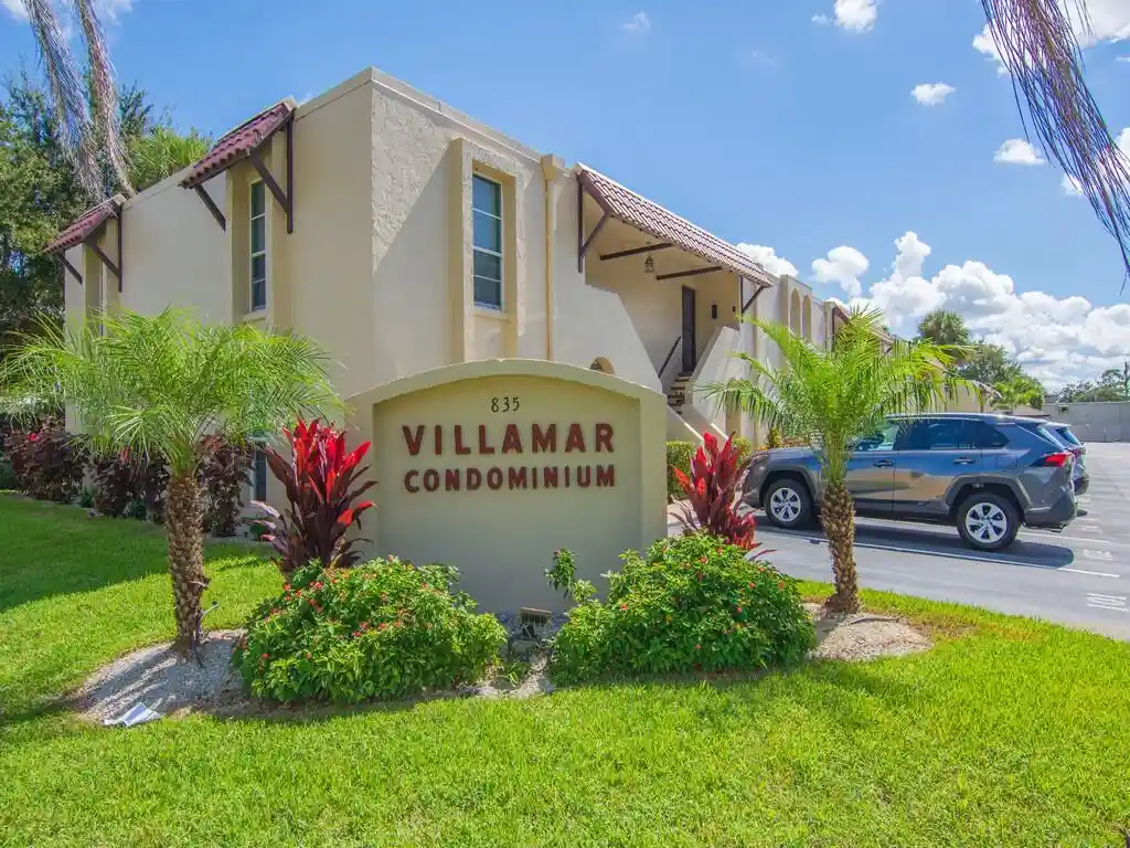 Condo for sale at 835 18th Street #206, Vero Beach, FL 32960 | MLS# B26087334